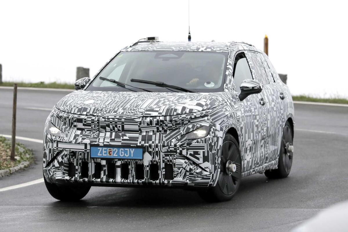 Cupra dice addio alla Ateca: in arrivo un nuovo SUV elettrico [Foto Spia]