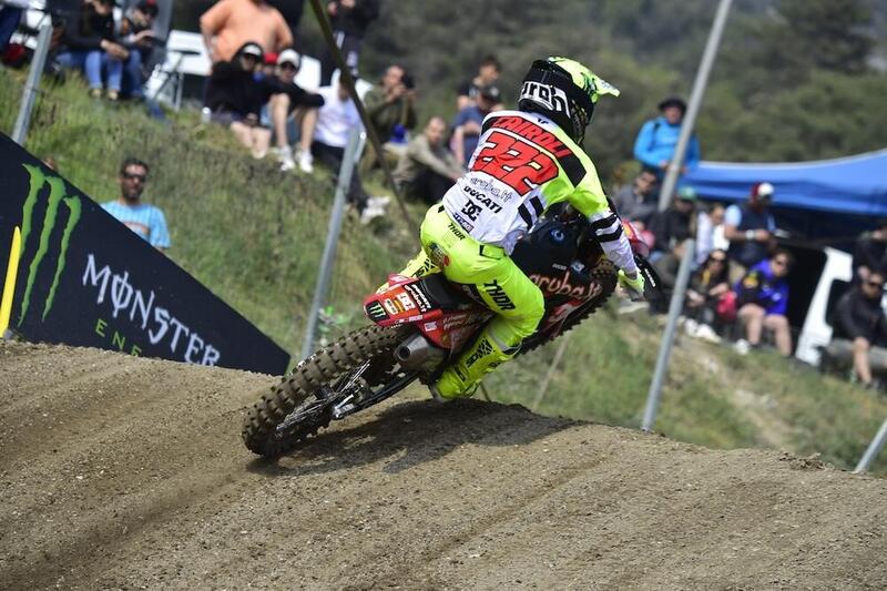 Tony Cairoli in azione a Pietramurata