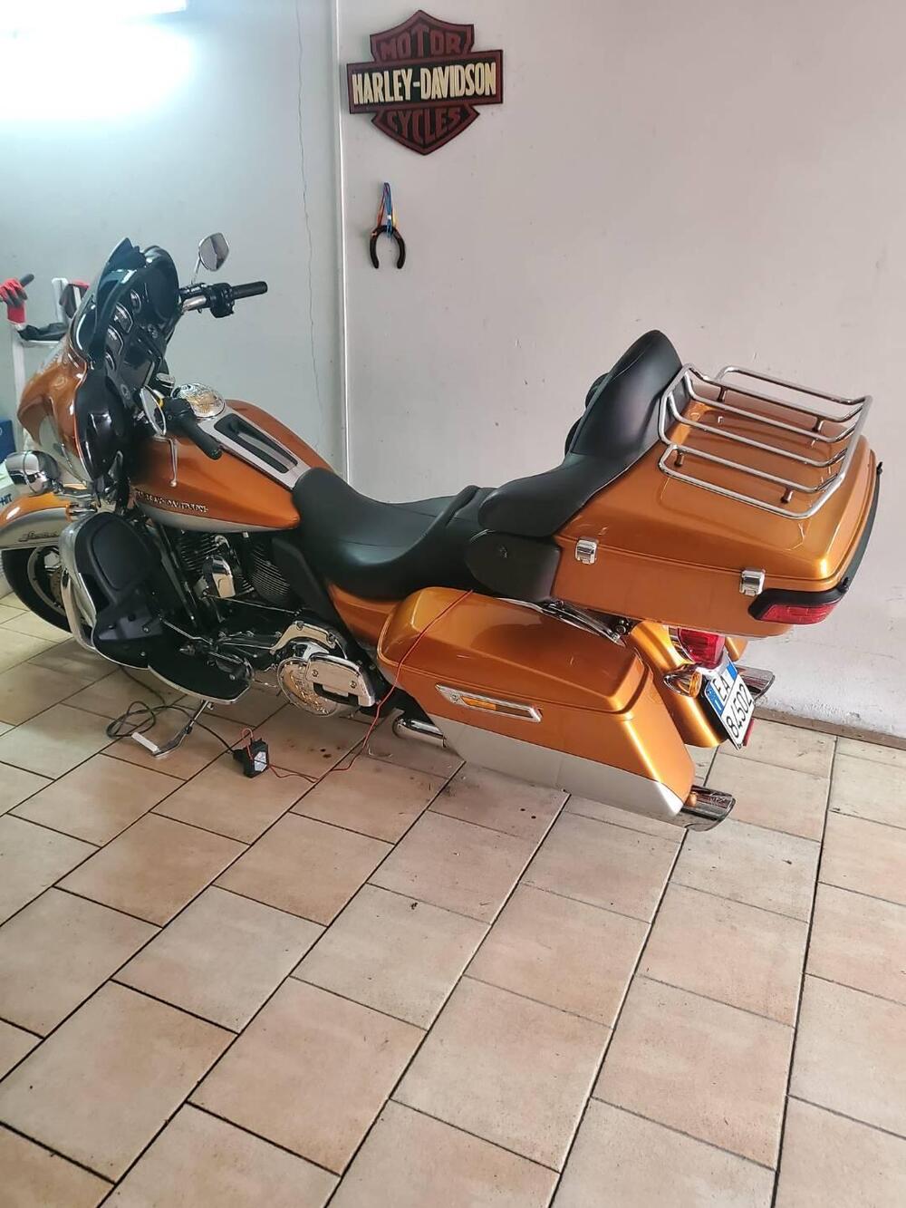 Harley-Davidson 1690 Electra Glide Ultra Classic (2014 - 16) - FLHTCU (6)