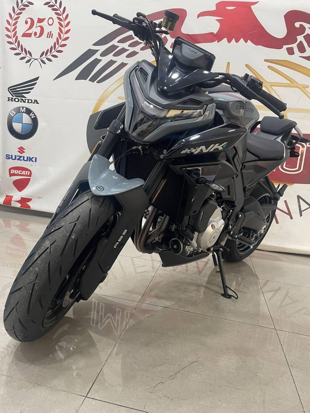 CFMOTO 675NK (2025 - 26) (3)