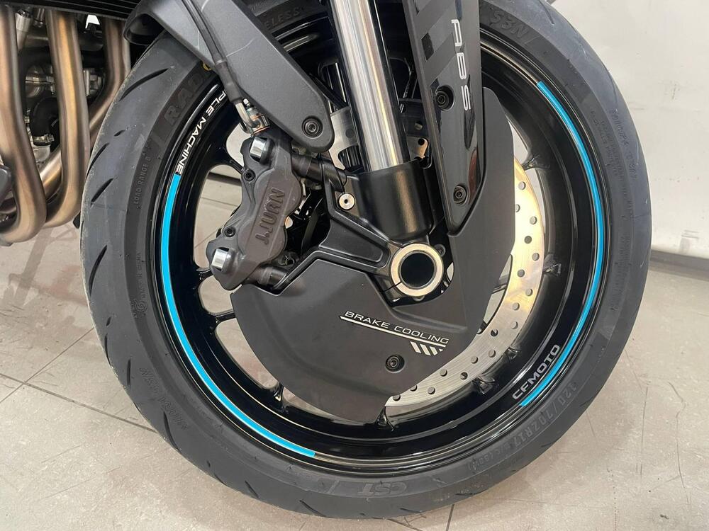 CFMOTO 675NK (2025 - 26) (4)