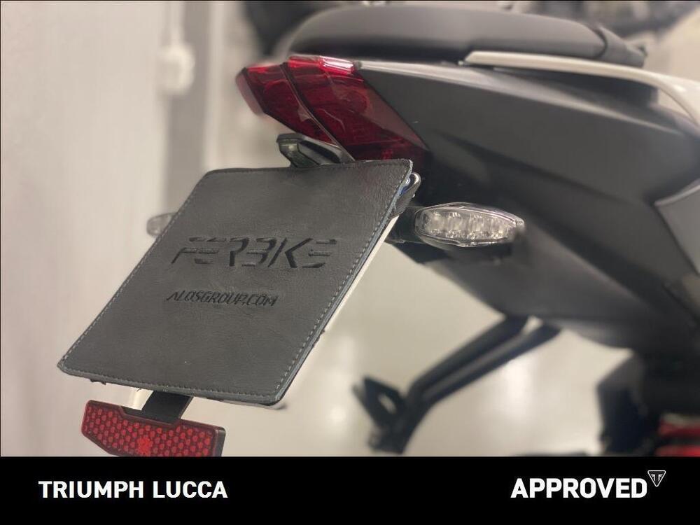 Triumph Street Triple 765 R (2023 - 25) (9)