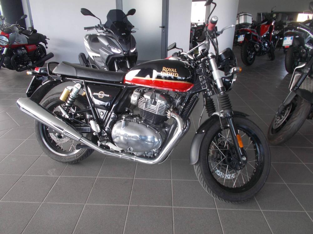 Royal Enfield Interceptor 650 (2021 - 25)