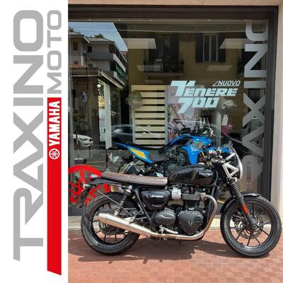 Triumph Street Twin 900 (2016) usata