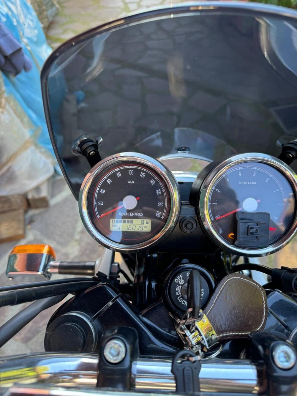 Royal Enfield Interceptor 650 (2021 - 25) (2)