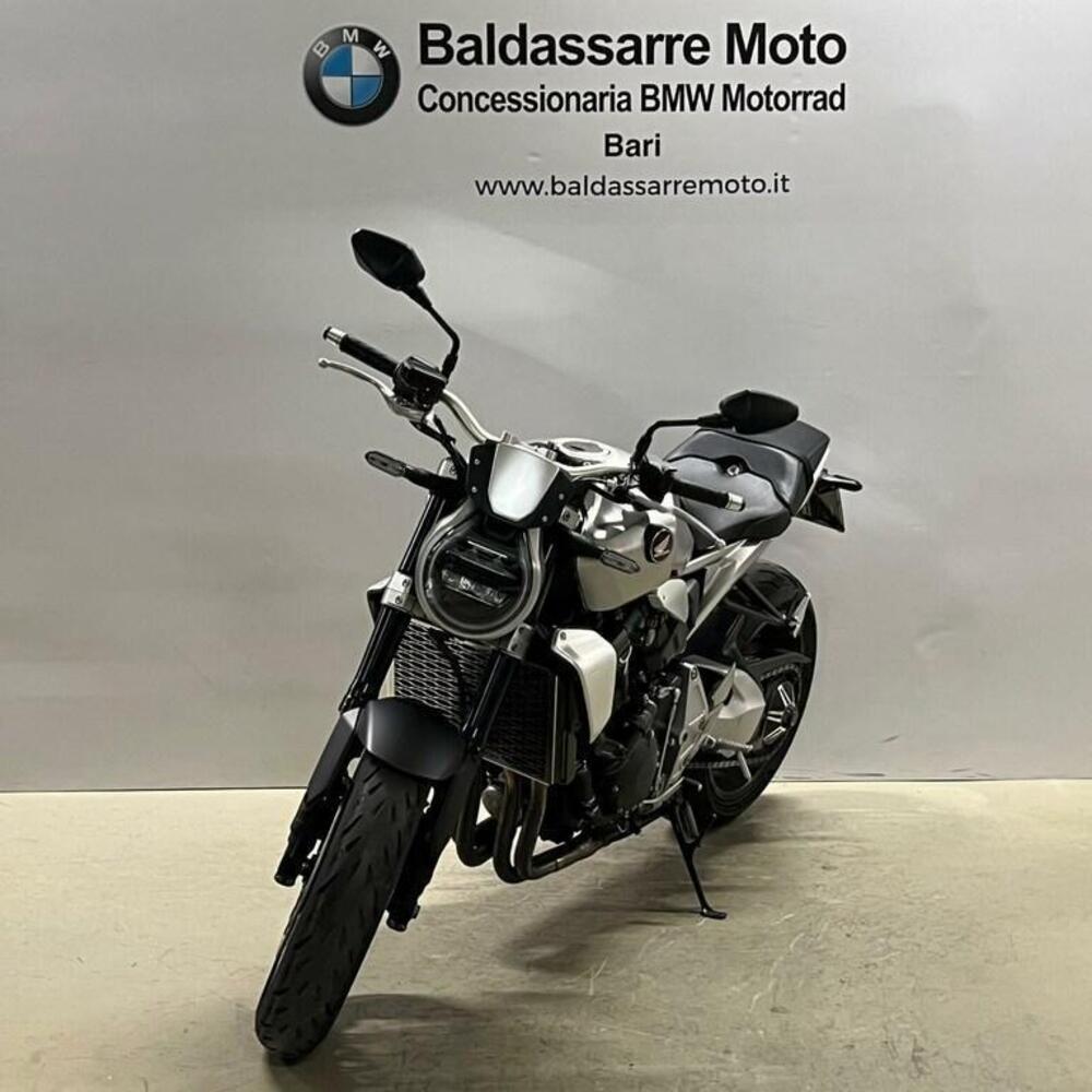 Honda CB 1000 R (2021 - 25) (3)