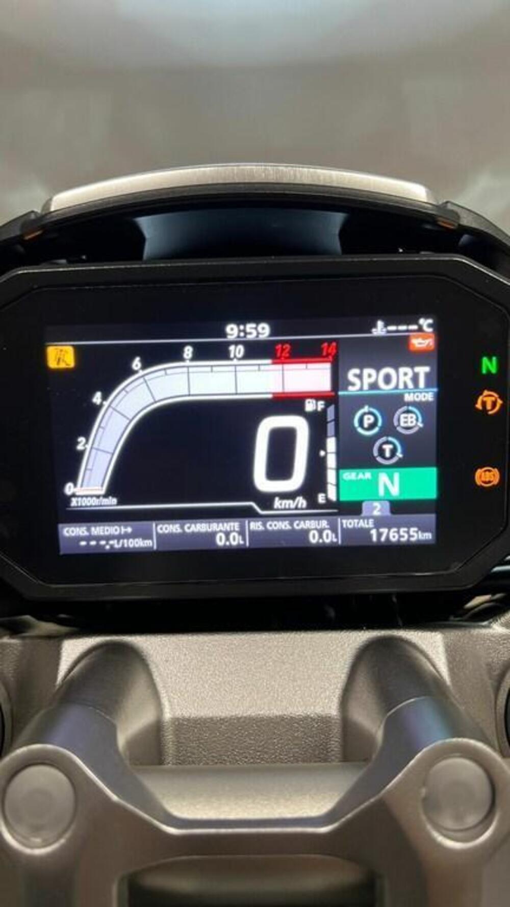 Honda CB 1000 R (2021 - 25) (5)