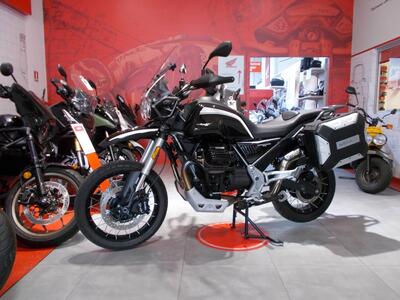 Moto Guzzi V85 TT Guardia d&#039;Onore (2022 - 23) usata