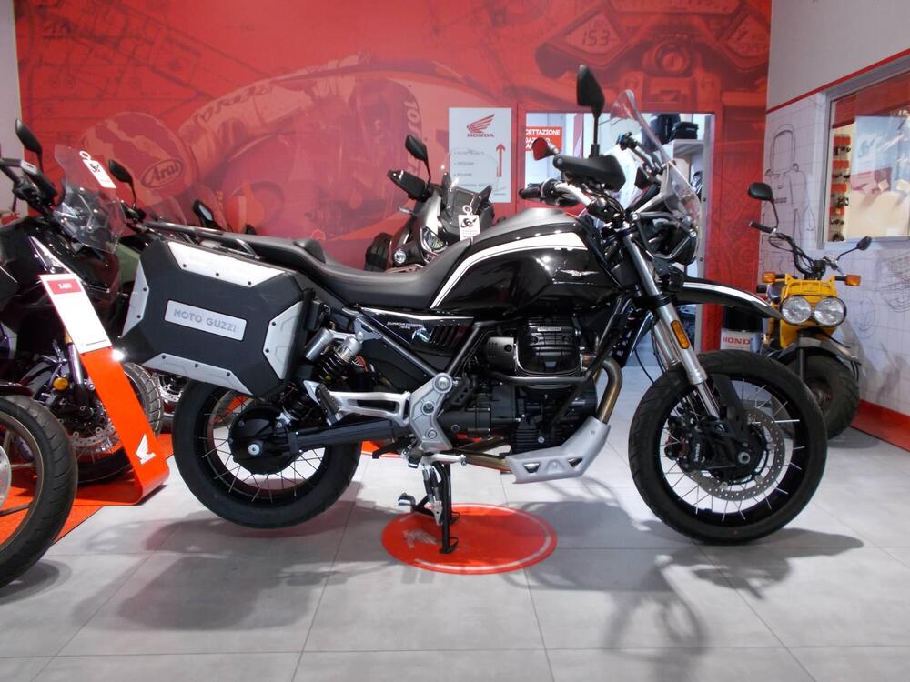Moto Guzzi V85 TT Guardia d'Onore (2022 - 23) (9)