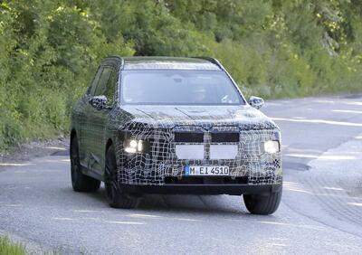 BMW X7 2028: la nuova generazione si mostra in anteprima, ma niente V8 in Europa... [Foto Spia]