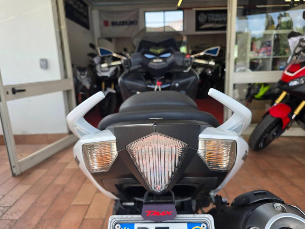Yamaha T-Max 530 (2012 - 14) (8)