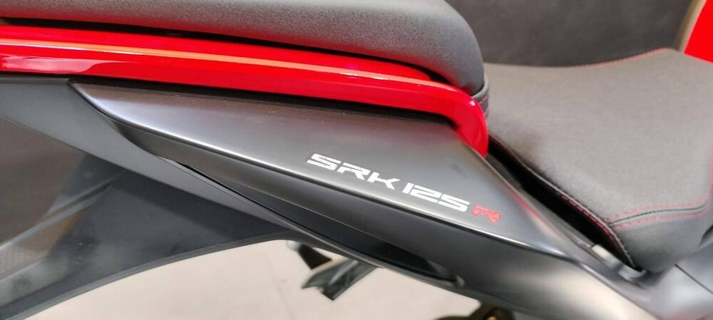 QJ Motor SRK 125 R (2025 - 26) (5)