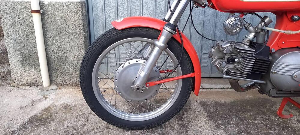 Aermacchi Harley-Davidson ALA VERDE 4 M (9)