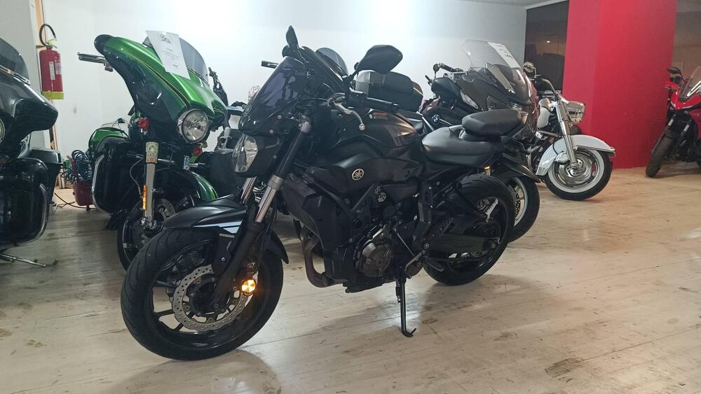 Yamaha MT-07 (2017 - 18) (3)