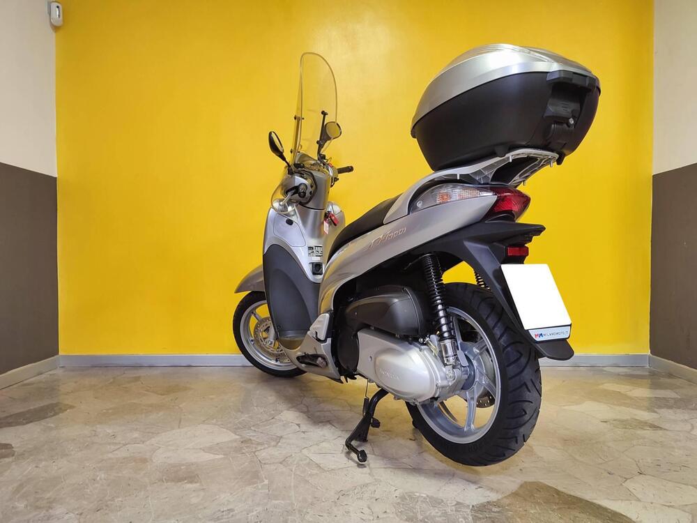 Honda SH 300 i (2006 - 10) (4)