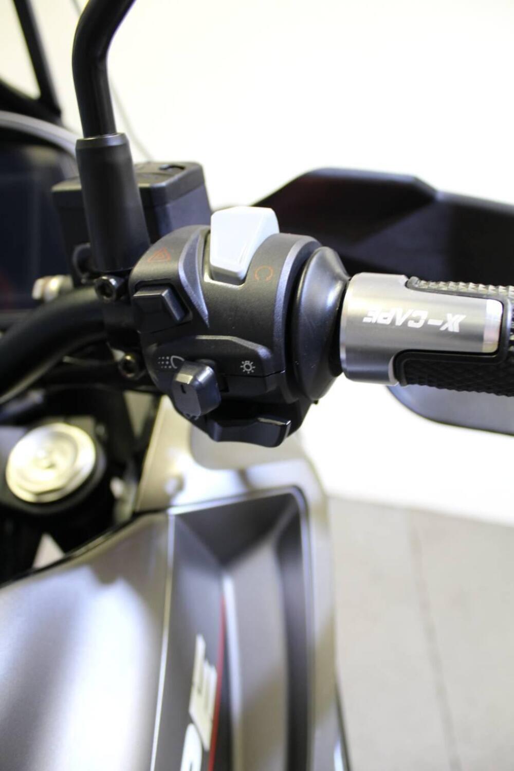 Moto Morini X-Cape 650 (2021 - 25) (11)