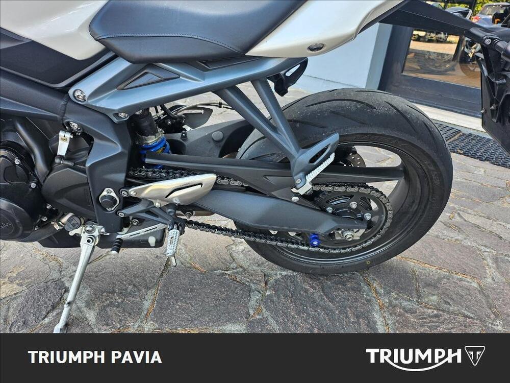 Triumph Street Triple ABS (2013 - 17) (13)