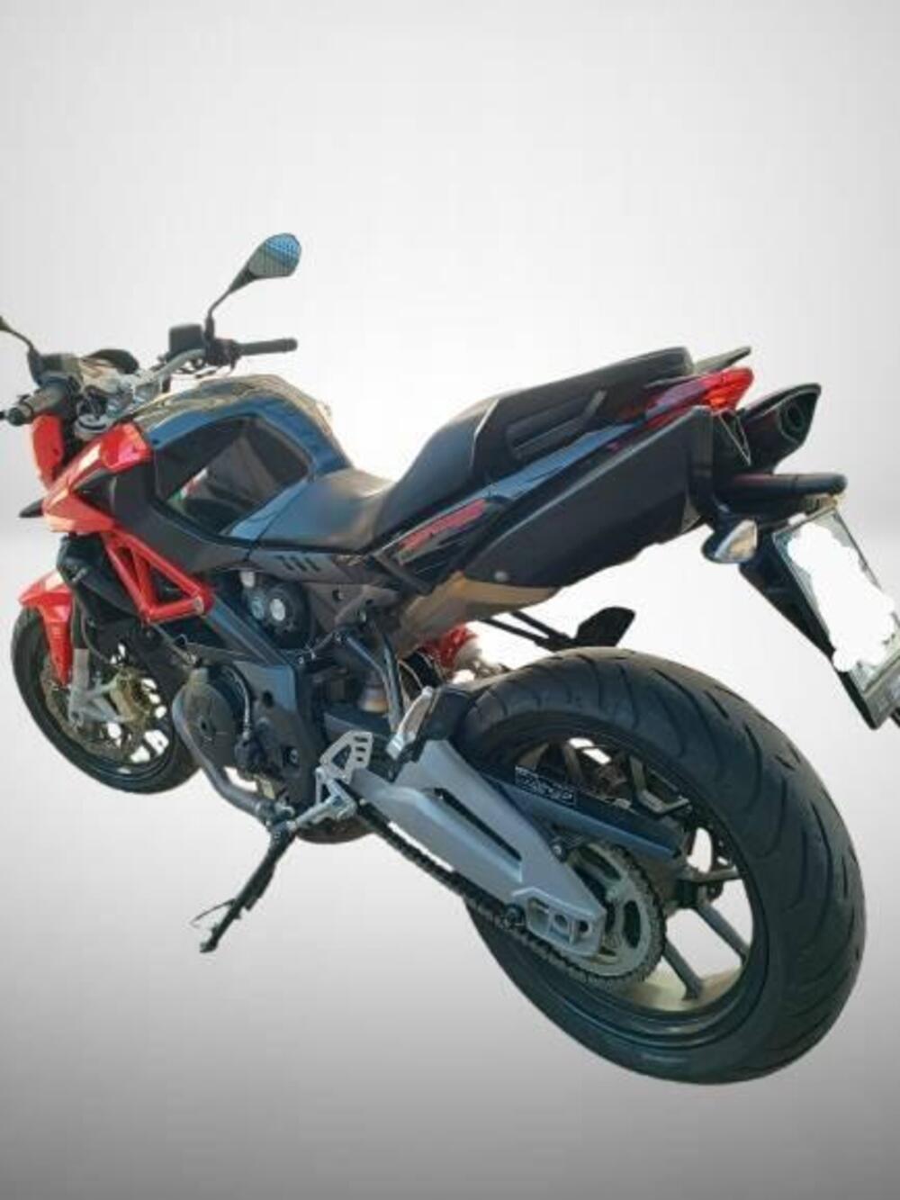 Aprilia Shiver 750 (2010 - 16) (3)