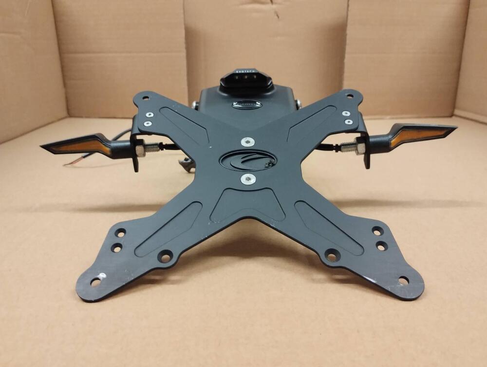 Portatarga Evotech Kawasaki Ninja ZX-4RR 2024 + Fr