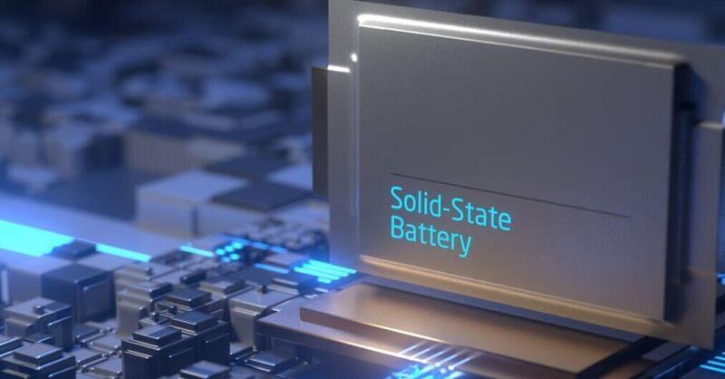 Batterie allo stato solido: Nissan promette il debutto nel 2028
