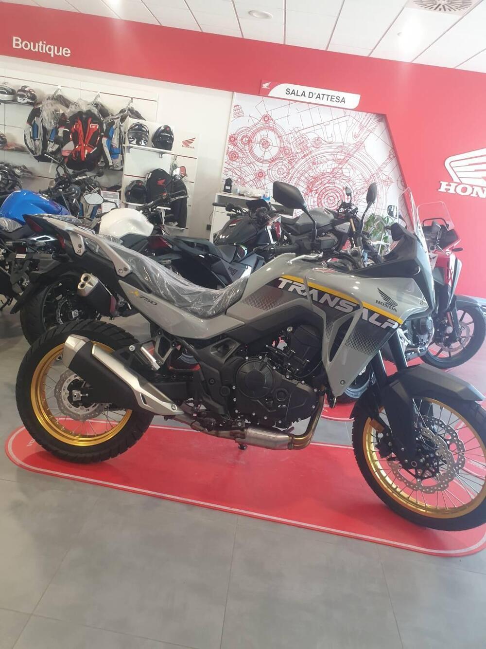 Honda Transalp XL750 (2025)