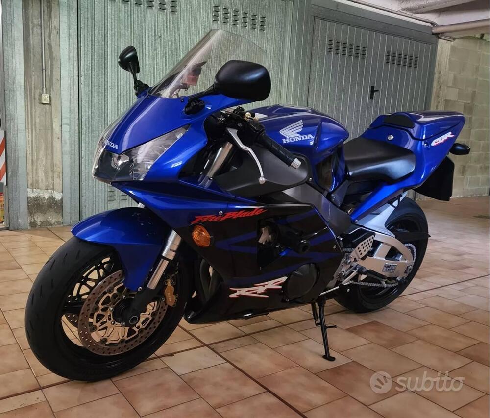 Honda CBR 900 RR Fireblade (2002 - 04) (2)