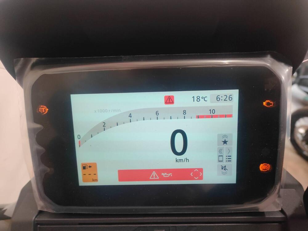 Honda ADV 350 (2025 - 26) (7)