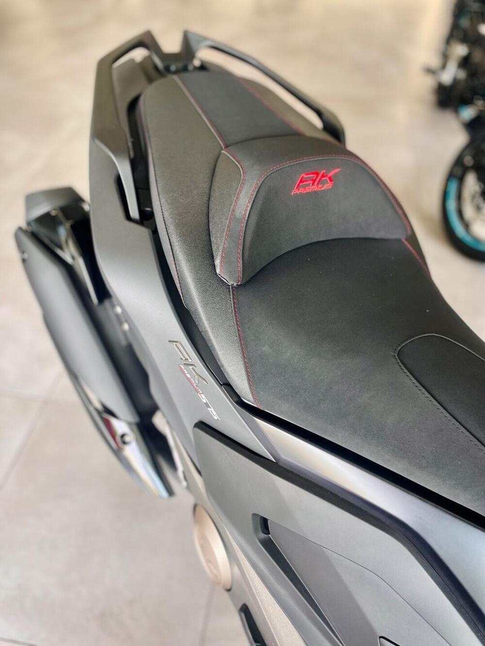 Kymco AK 575 Premium (2025 - 26) (4)