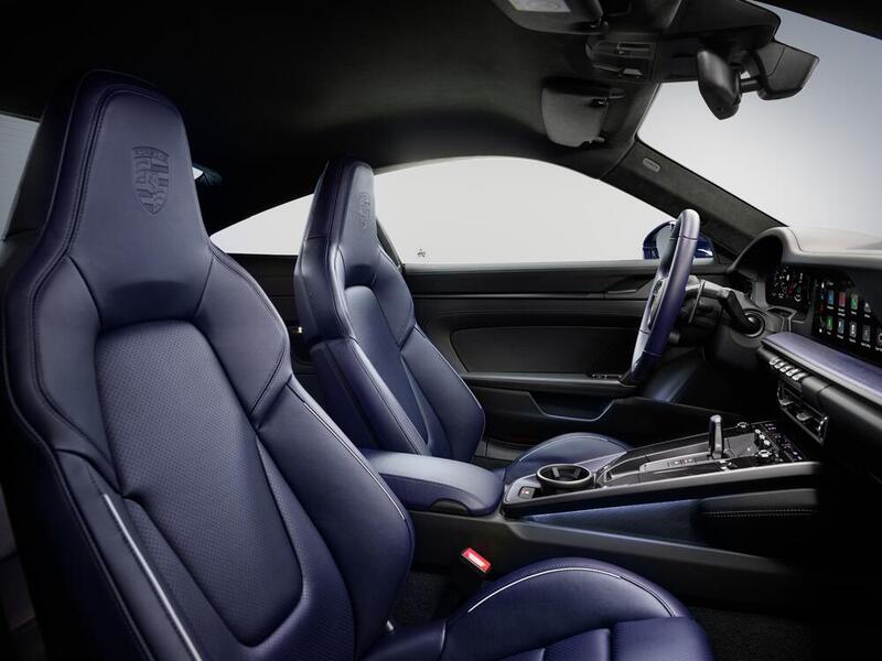 Interni della 911 GTS Blu sogno
