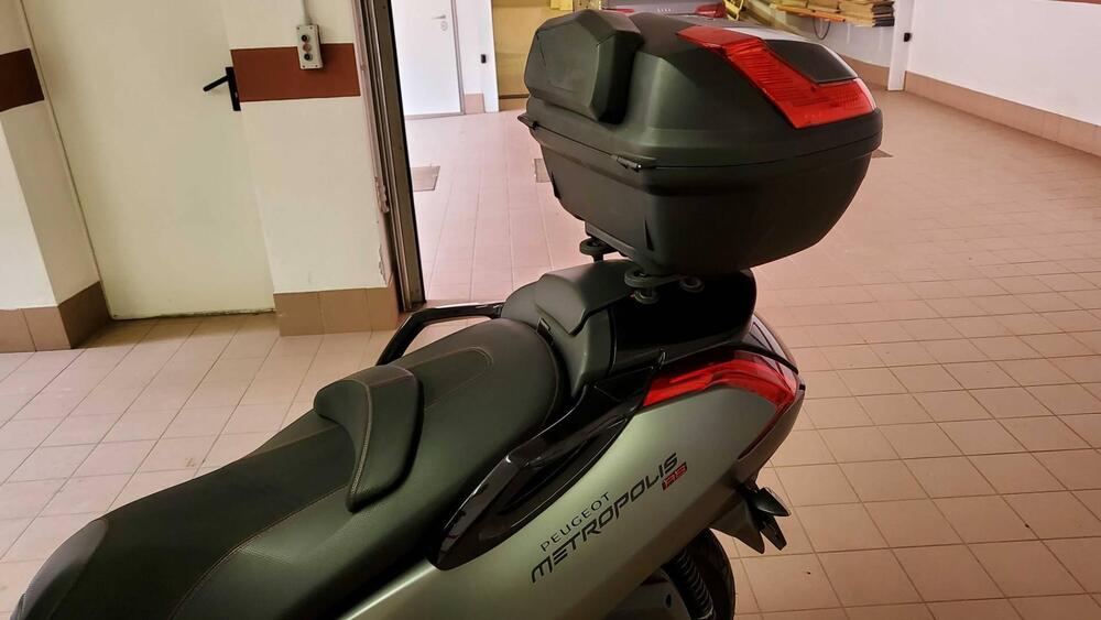 Peugeot Metropolis 400 RS (2014 - 17) (5)