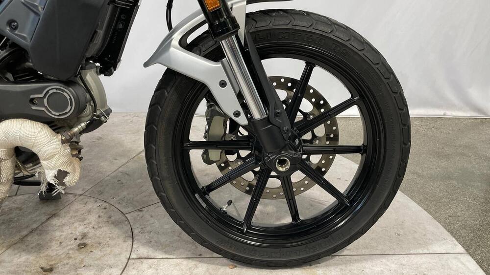 Ducati Scrambler 800 Icon (2017 - 20) (5)