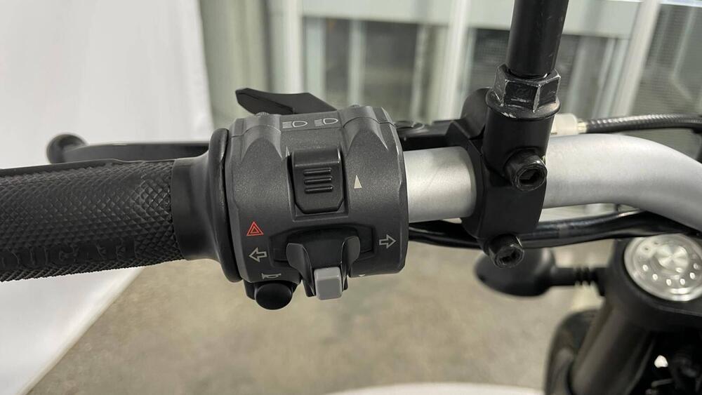 Ducati Scrambler 800 Icon (2017 - 20) (12)