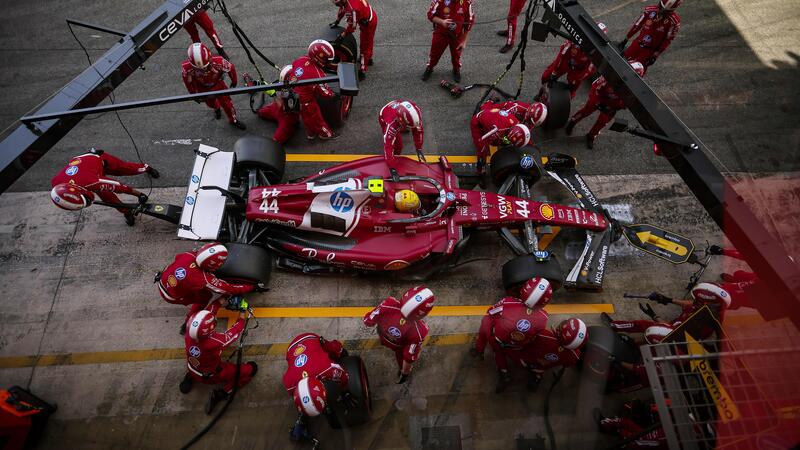 F1. Ferrari, la SF-25 e il dilemma del 2026: Vasseur ammette &ldquo;Potremmo dover fare una scelta diversa&rdquo;