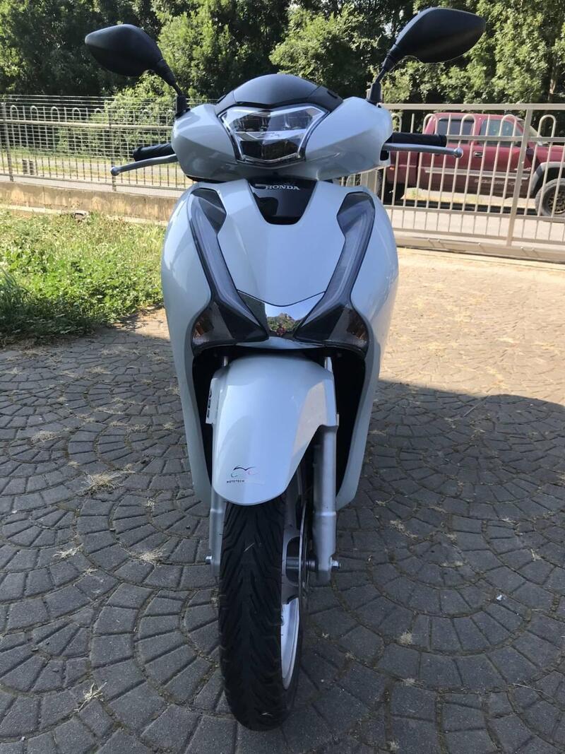 Honda SH 150i (2017 - 19) (2)