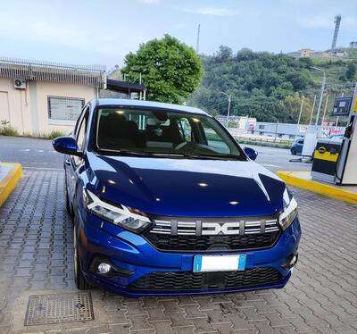 Dacia Sandero Streetway 1.0 tce Expression Eco-g 100cv 5 marce del 2023 usata a Catanzaro