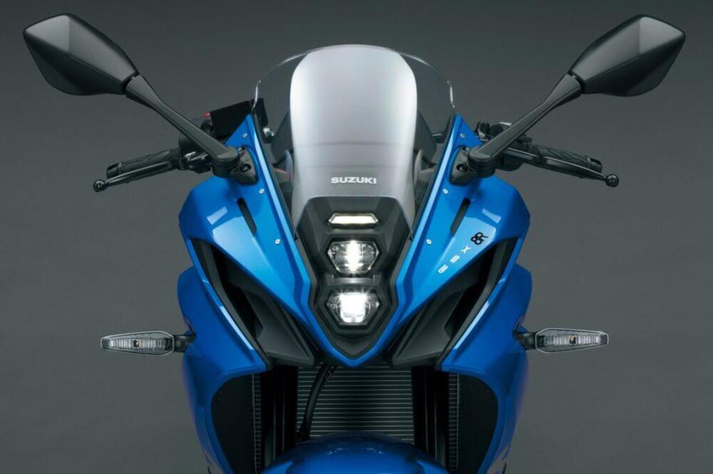 Suzuki GSX-8R (2024 - 25) (16)