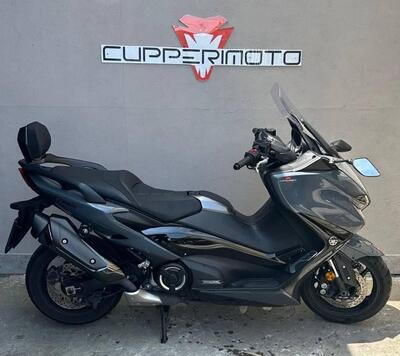 Yamaha T-Max 560 Tech Max (2021) usata