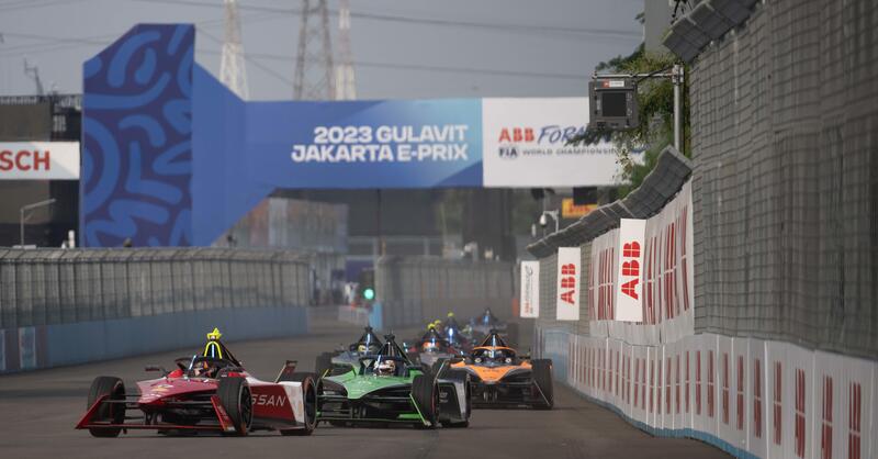 La Formula E torna in scena con l&#039;E-Prix di Giacarta 2025: ecco gli orari e dove vedere la gara