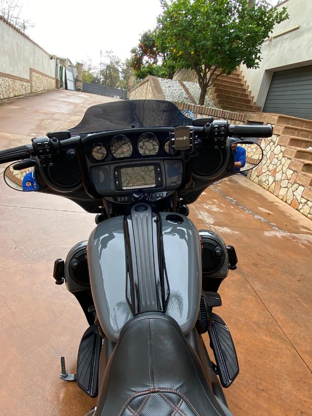 Harley-Davidson 117 Street Glide (2018 - 20) - FLHXSE (7)