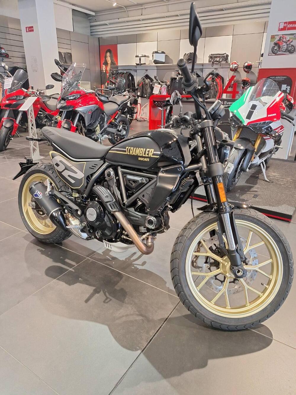 Ducati Scrambler 800 Full Throttle (2025 - 26)