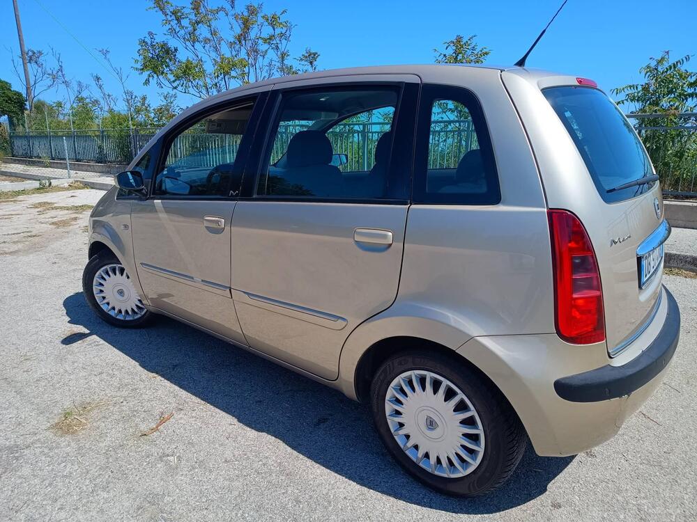 Lancia Musa usata a Pesaro-Urbino (3)