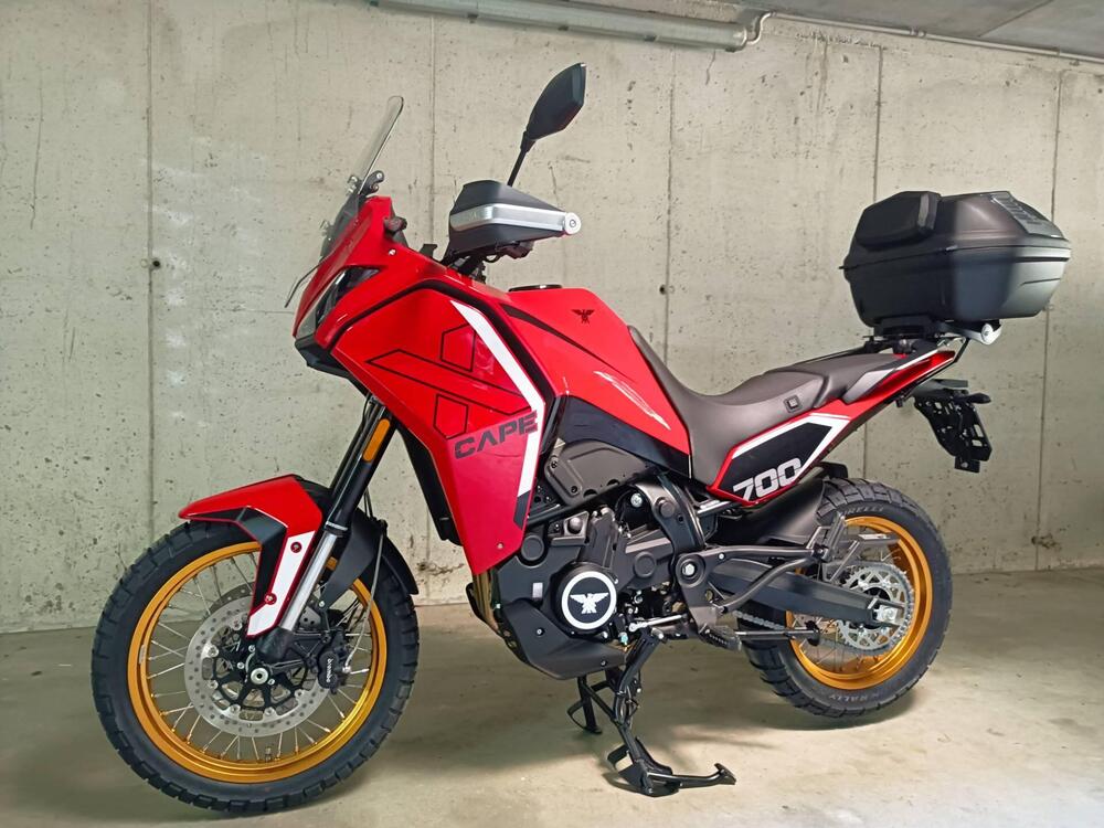 Moto Morini X-Cape 700 Gold Edition (2025) (16)