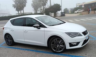 SEAT Leon 2.0 TDI 184 CV DSG 5p. FR del 2015 usata a San Salvo