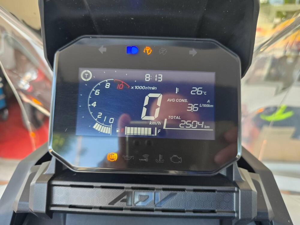 Honda ADV 350 (2022 - 24) (11)