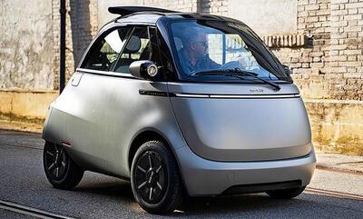 Microlino, il test dei freni di AutoZeitung. Meno male che hanno bravi collaudatori [VIDEO]... 