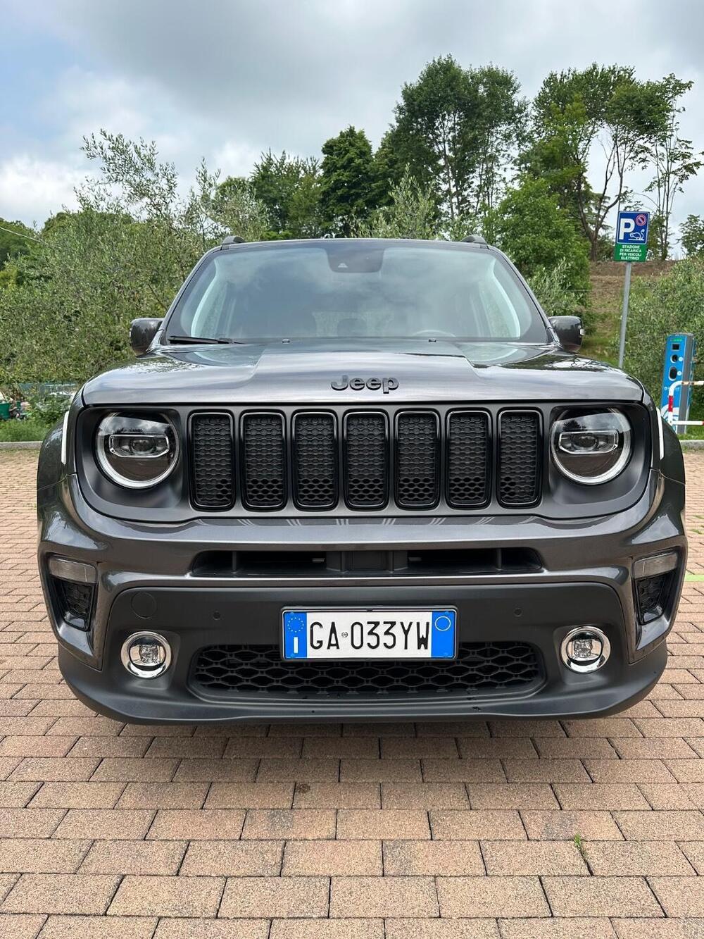 Jeep Renegade usata a Lecco
