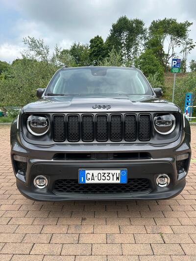 Jeep Renegade 1.3 T4 DDCT Limited del 2020 usata a Ello