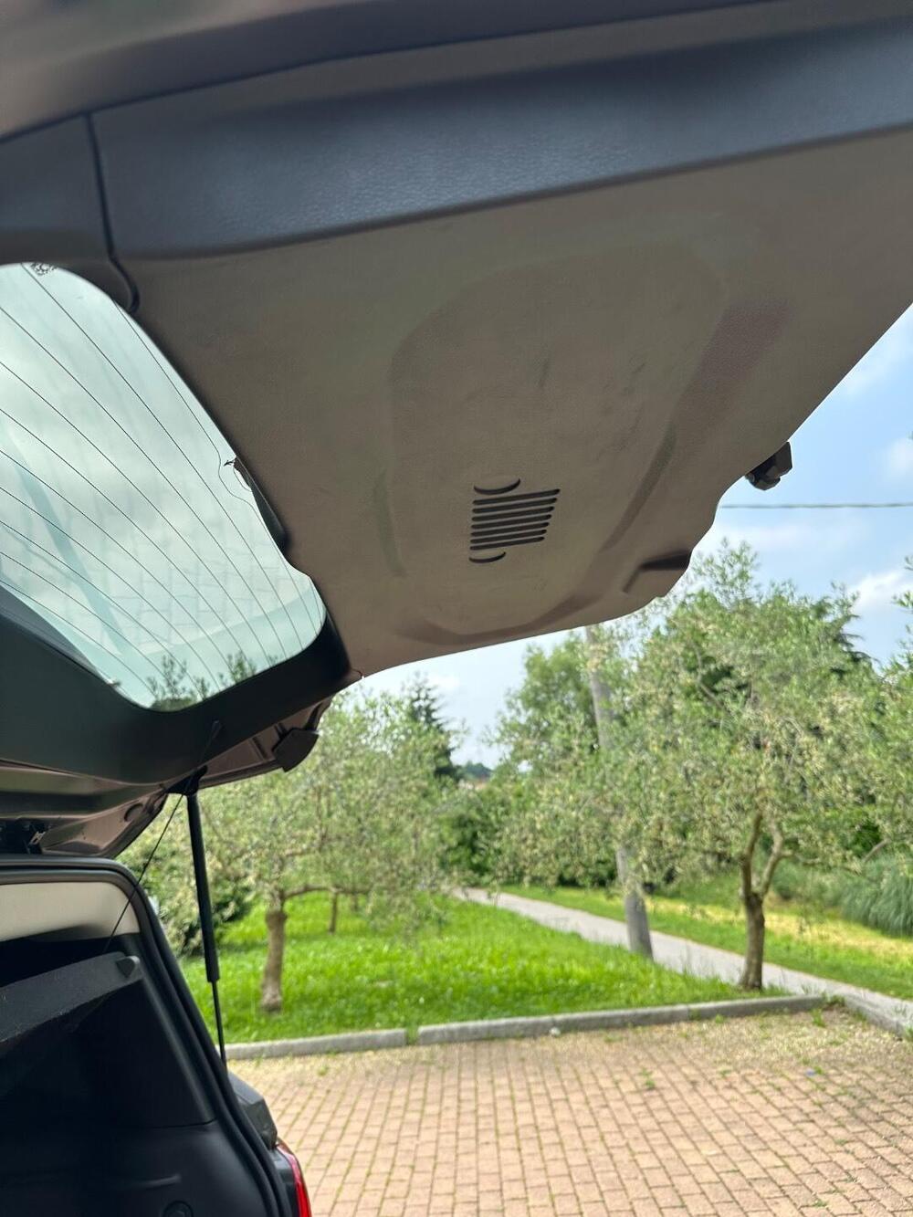 Jeep Renegade usata a Lecco (16)