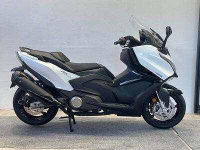 Kymco AK 575 Premium (2025) nuova