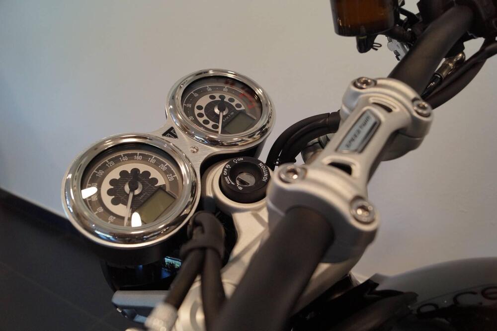 Triumph Speed Twin 1200 (2021 - 24) (9)